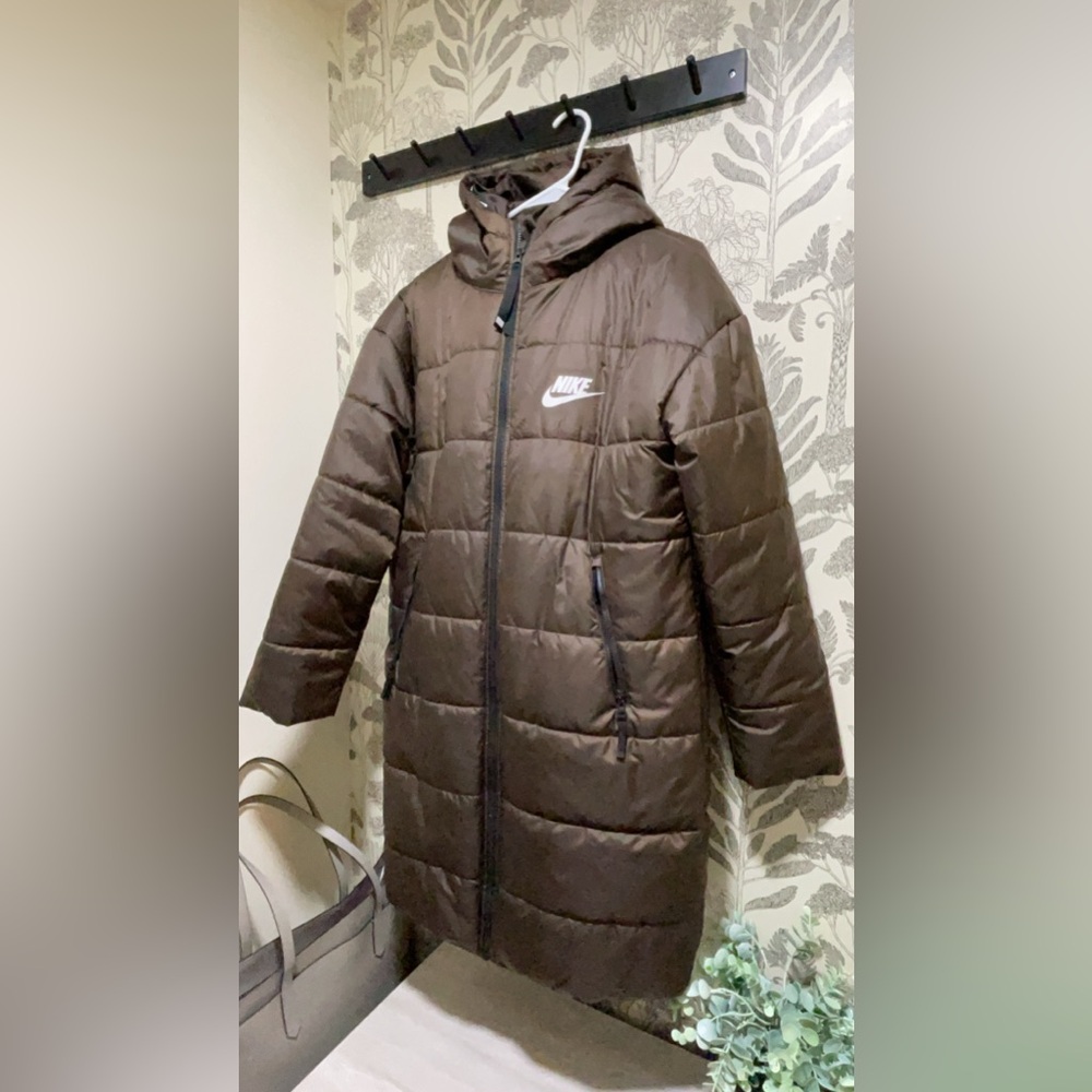 Nike puffer jacket